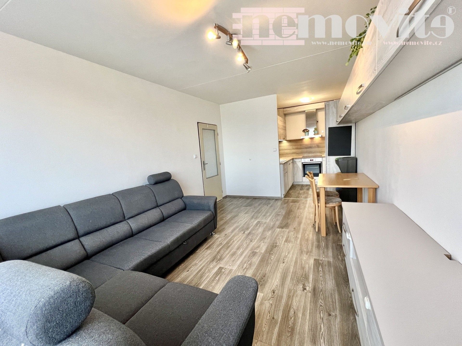 Pronájem byt 2+kk - Boloňská, Praha, 42 m²