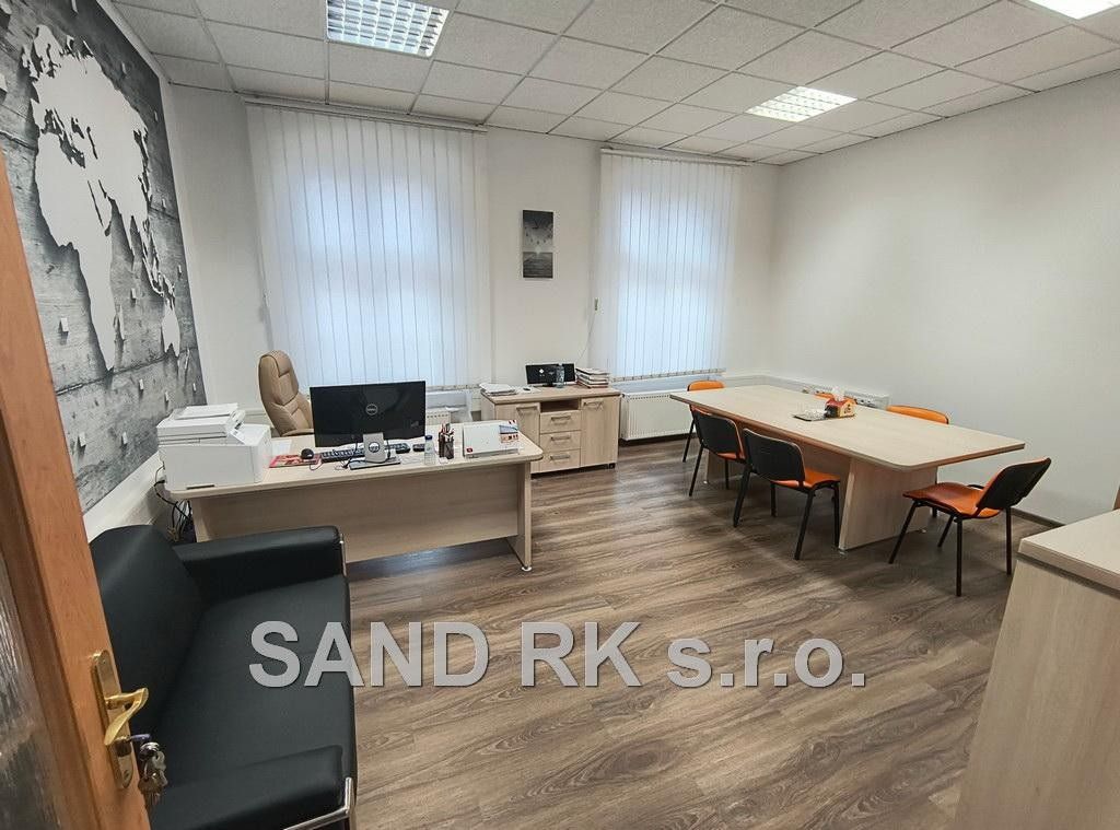 Pronájem obchodní prostory - náměstí Republiky, Horšovský Týn, 147 m²