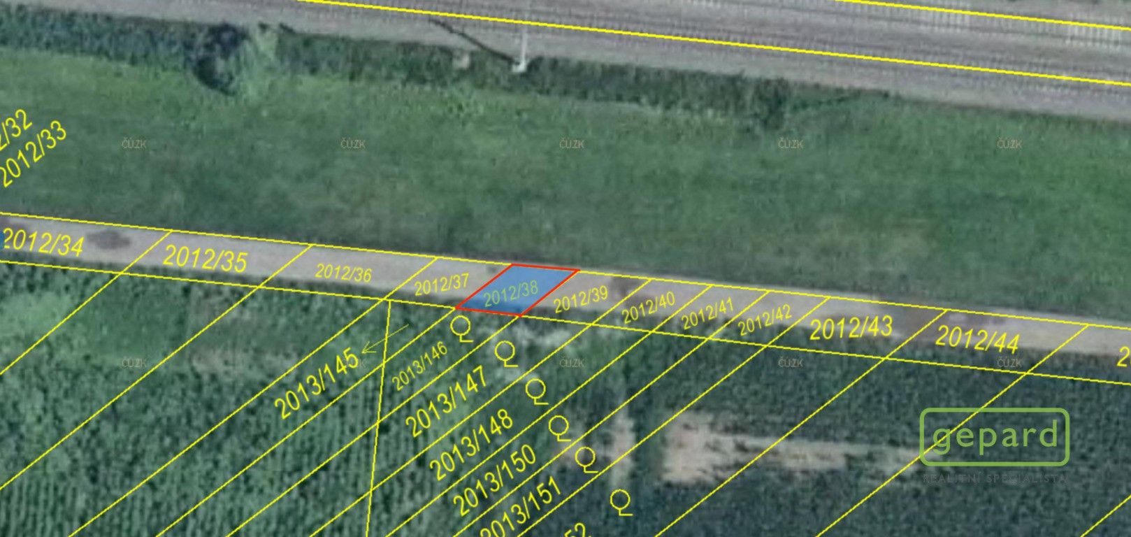 Zemědělské pozemky, Hrušky, 370 m²