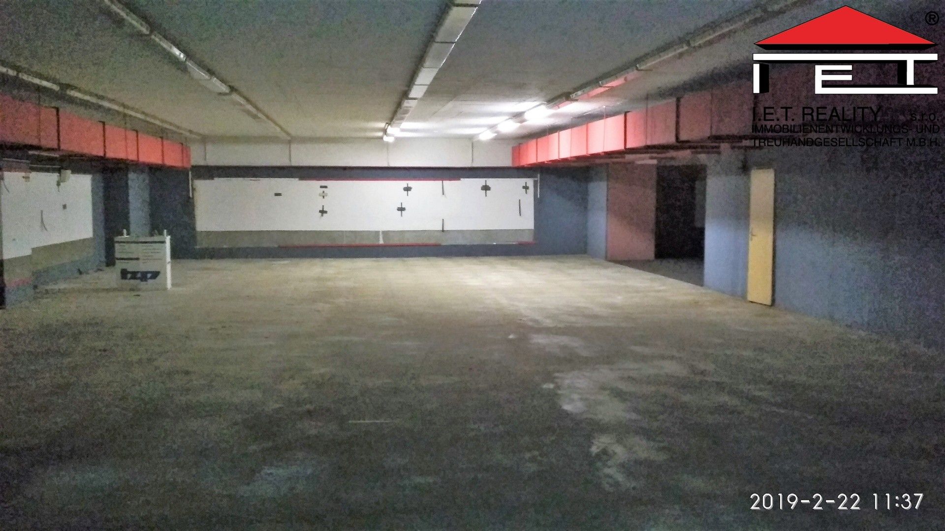 Sklady, Vítkovická, Ostrava, 400 m²