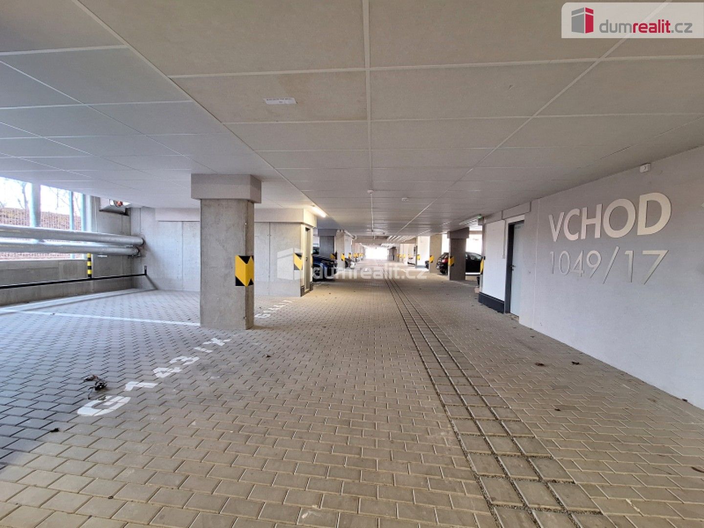 Garáže, Pod Harfou, Praha, 12 m²