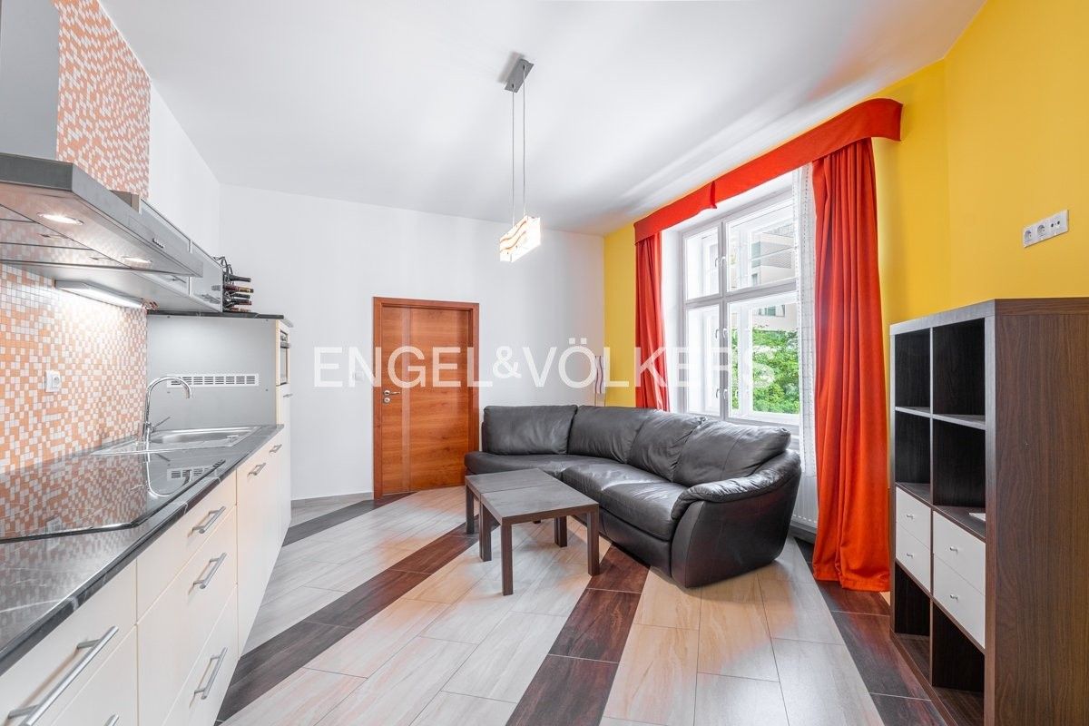 2+kk, Hartigova, Praha, 58 m²