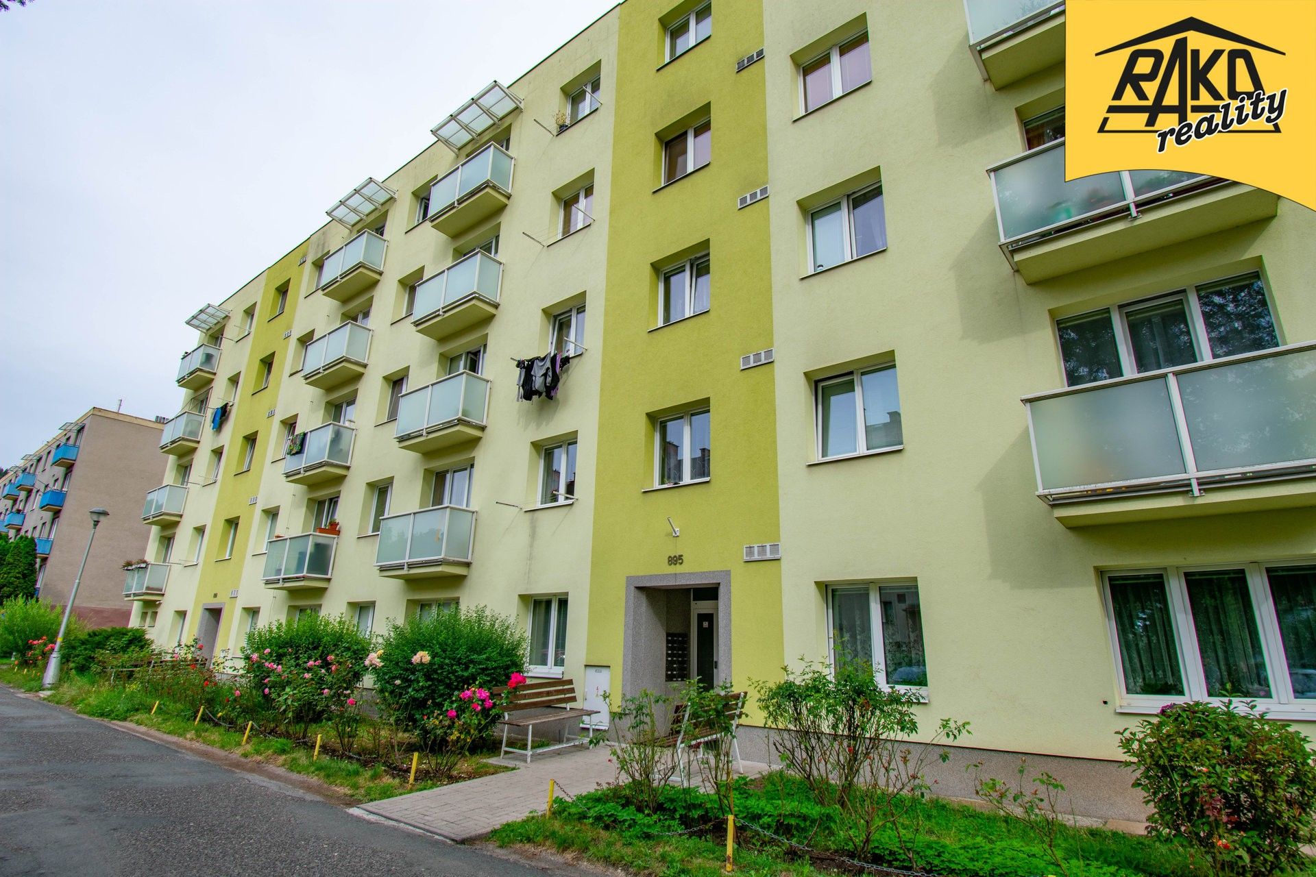 Prodej byt 3+1 - Seifertova, Úpice, 62 m²