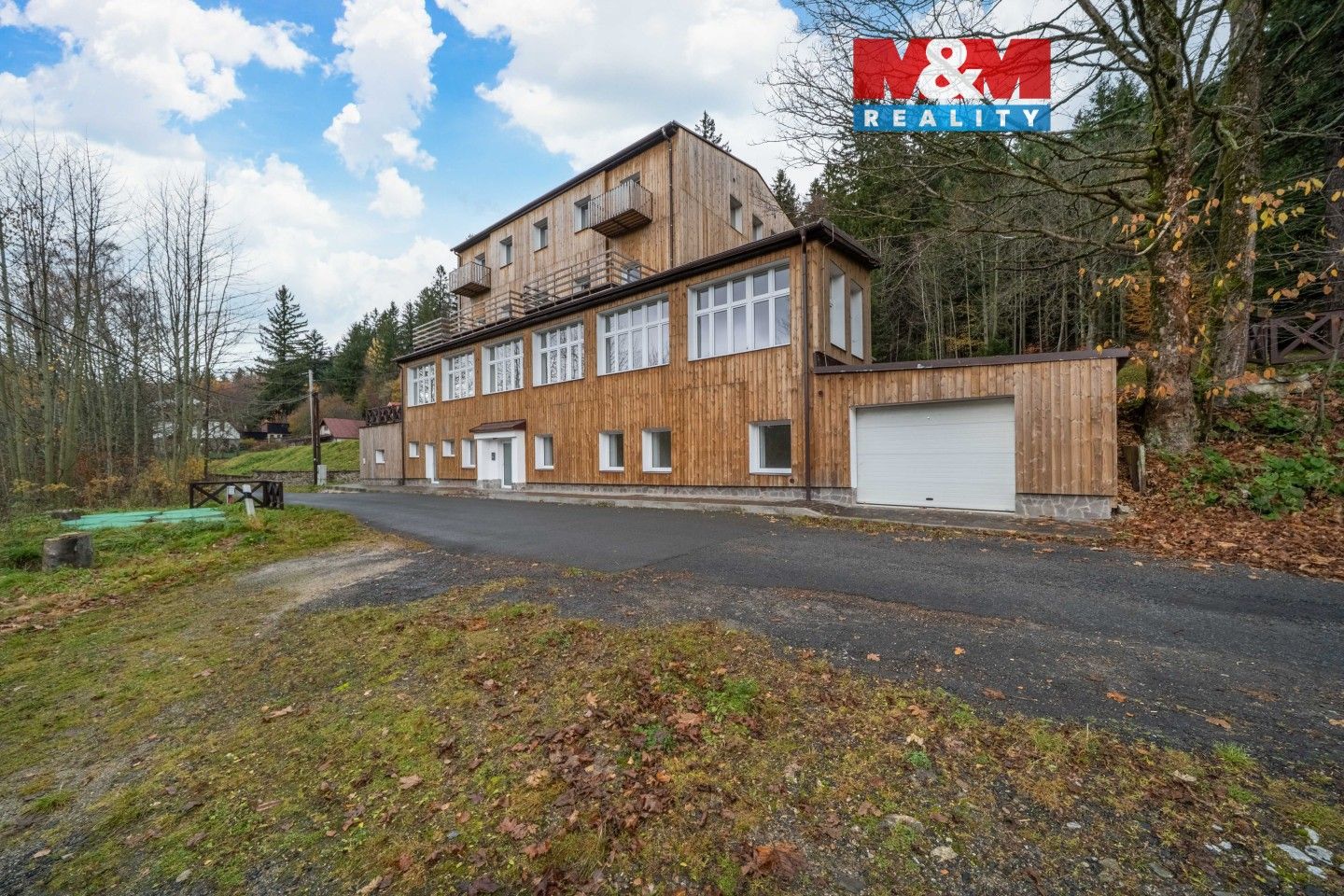 Činžovní domy, Hamry, 683 m²