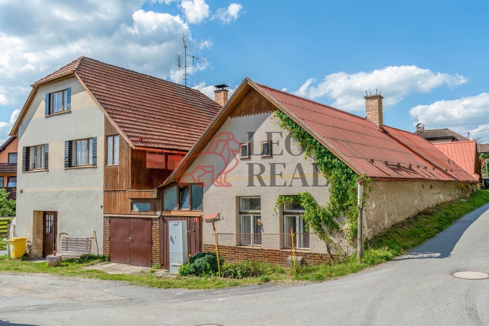 Prodej rodinný dům - Kojčice, 390 m²