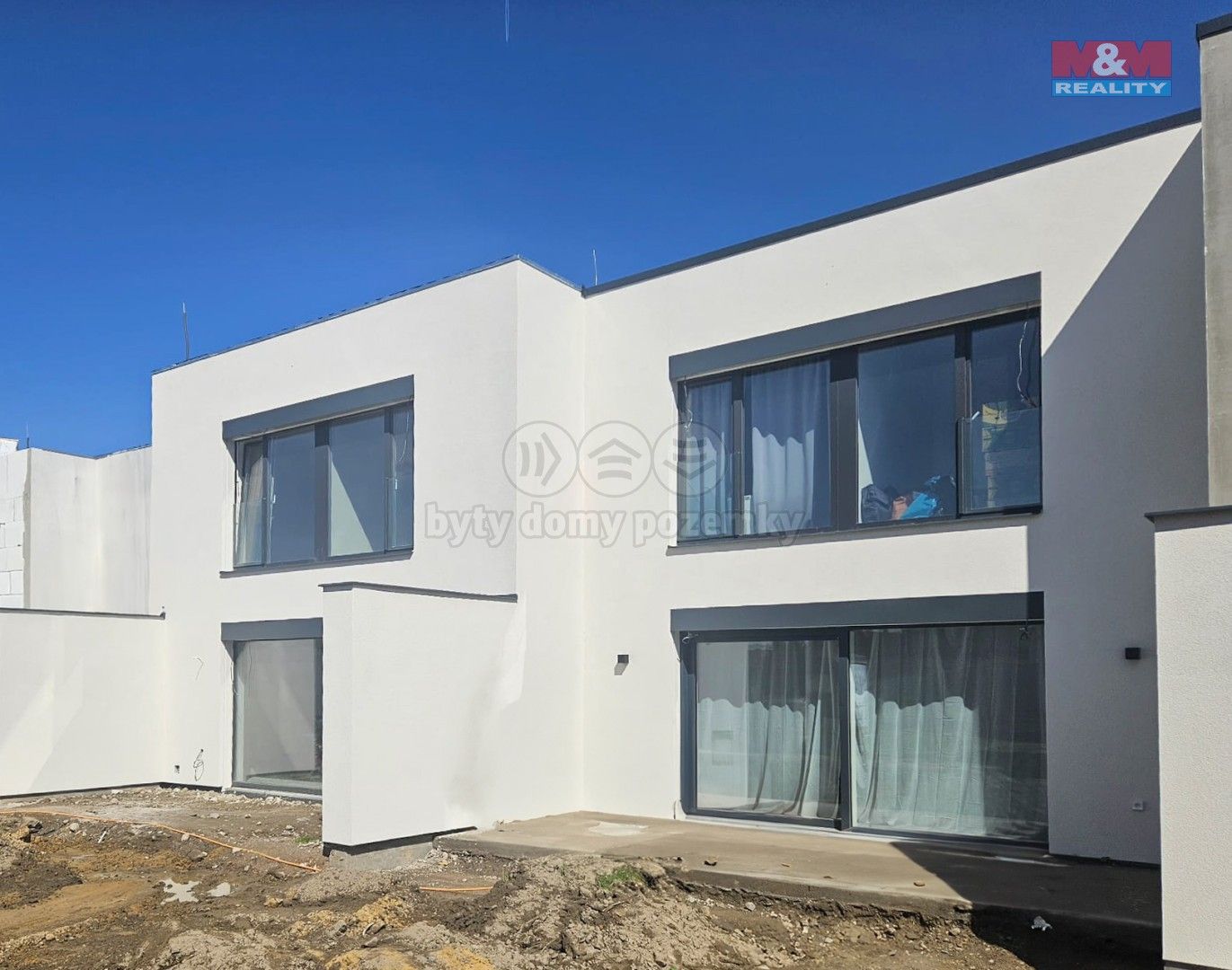 Rodinné domy, Sezemice, 121 m²