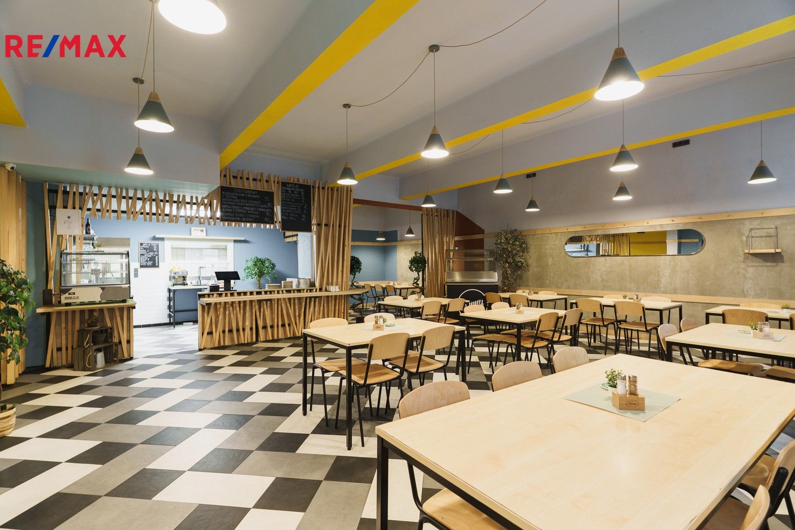 Restaurace, Křížová, Praha, 236 m²