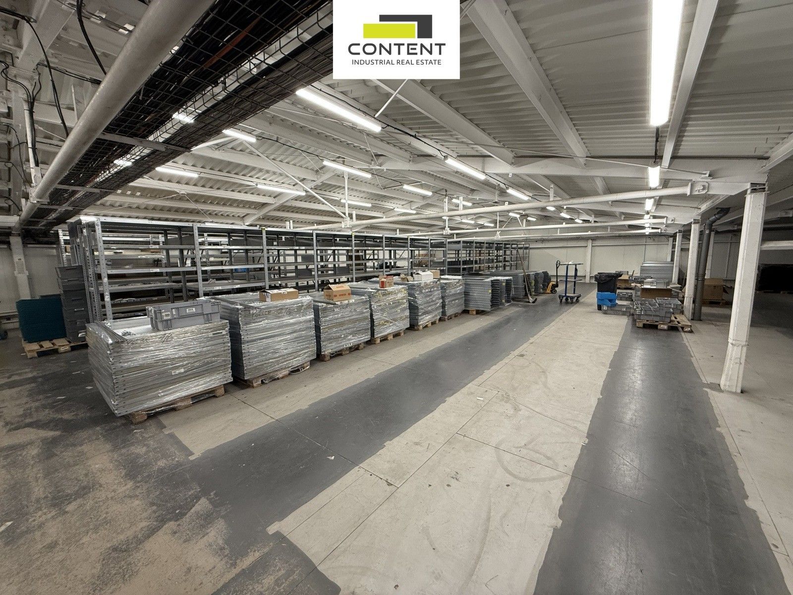 Sklady, Radiová, Praha, 3 922 m²