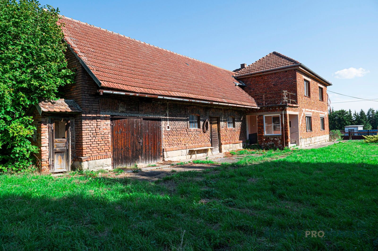 Prodej rodinný dům - Vinary, 290 m²