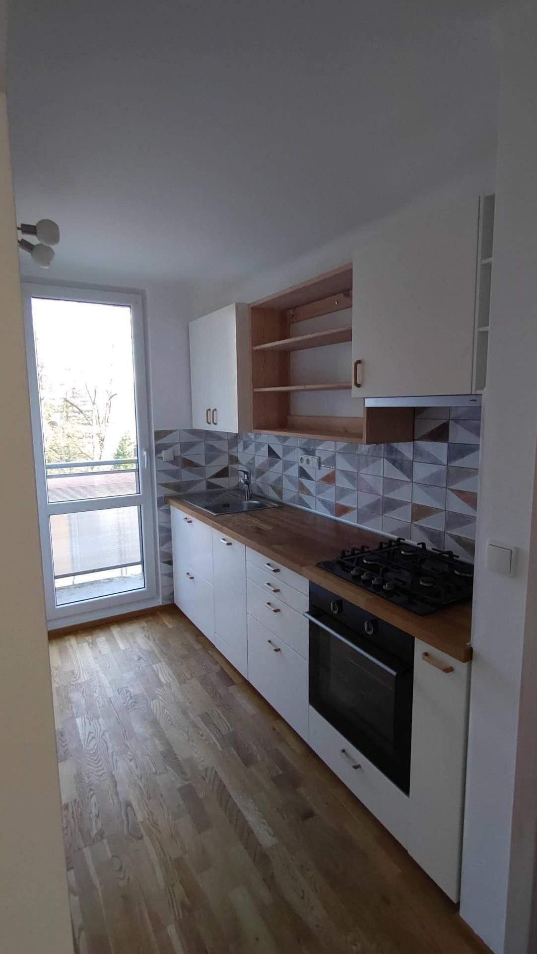 Pronájem byt 2+kk - Zbyňkova, Tábor, 49 m²