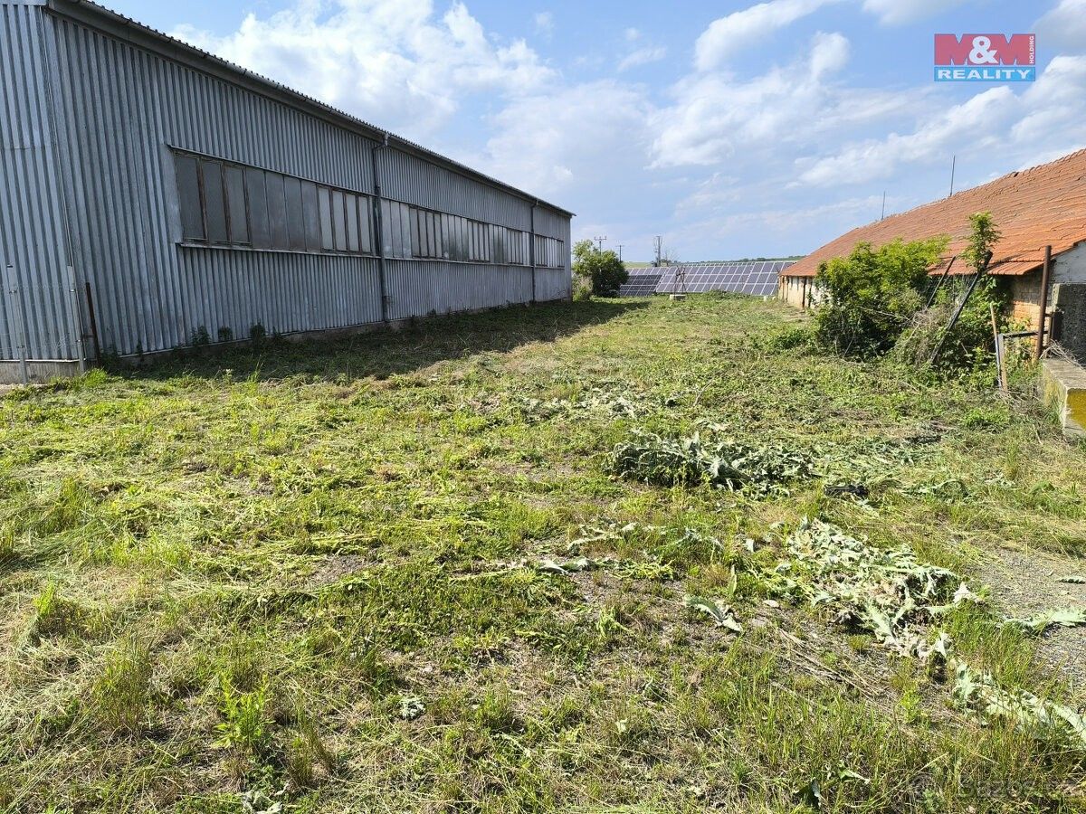 Prodej pozemek pro bydlení - Drnholec, 691 83, 1 933 m²