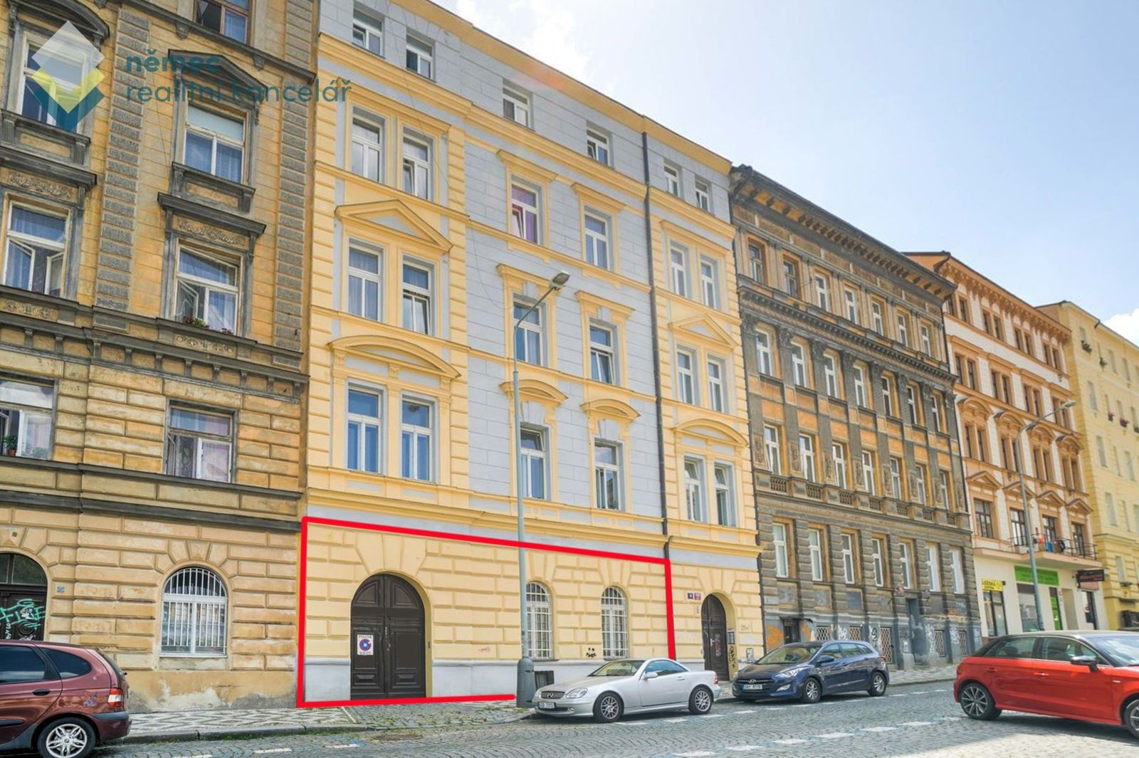 Prodej obchodní prostory - Kostnické náměstí, Praha, 180 m²