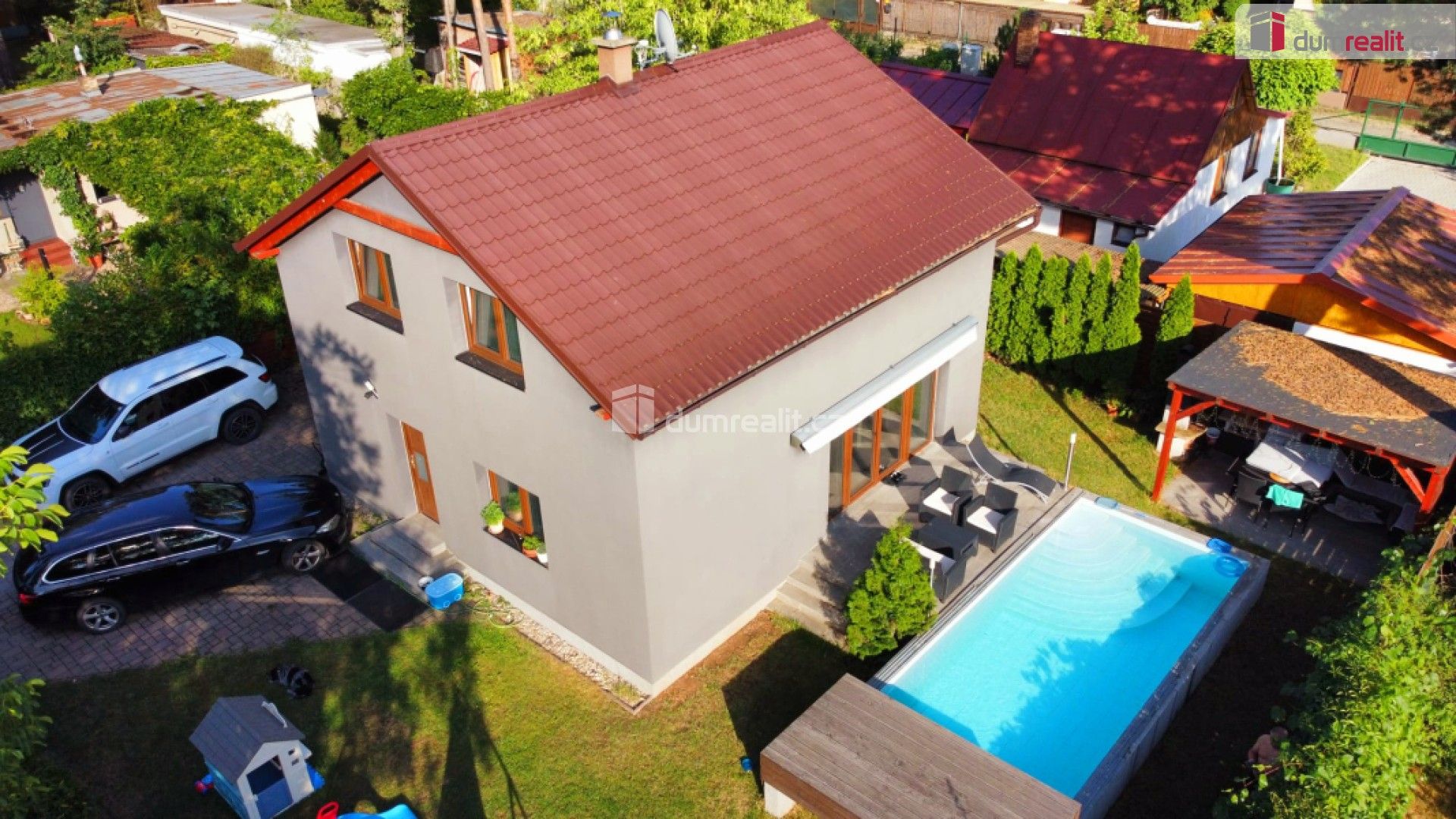 Pronájem rodinný dům - U Zámečku II, Káraný, 145 m²