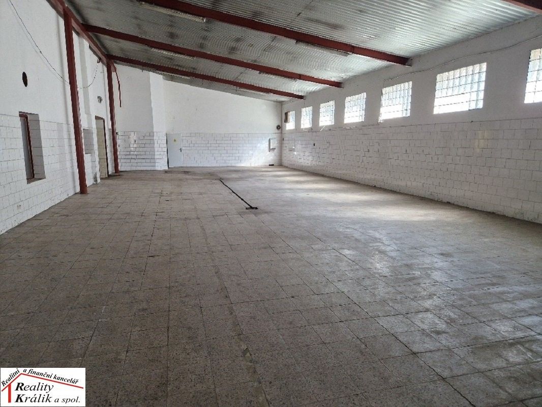 Pronájem sklad - Nové Dvory, 1 m²