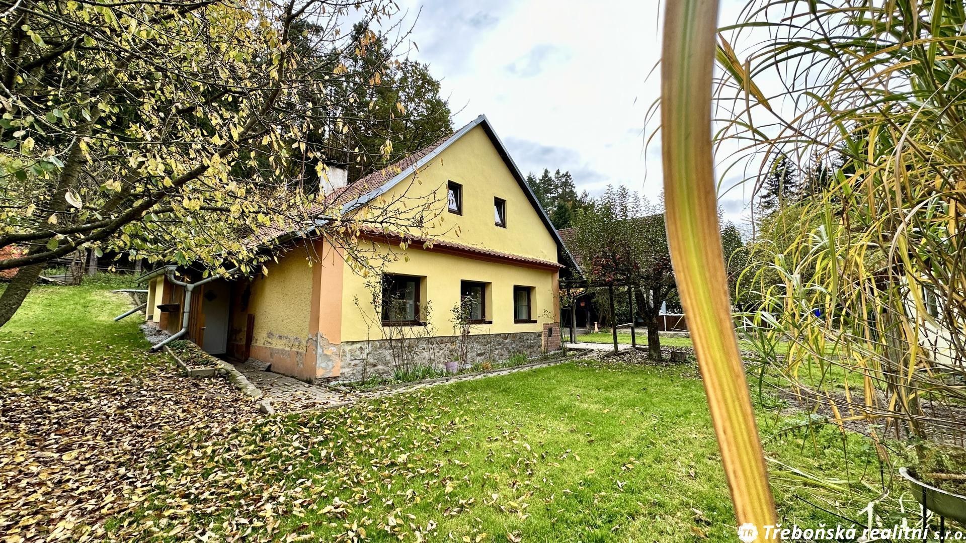 Rodinné domy, Údolí, Nové Hrady, 163 m²