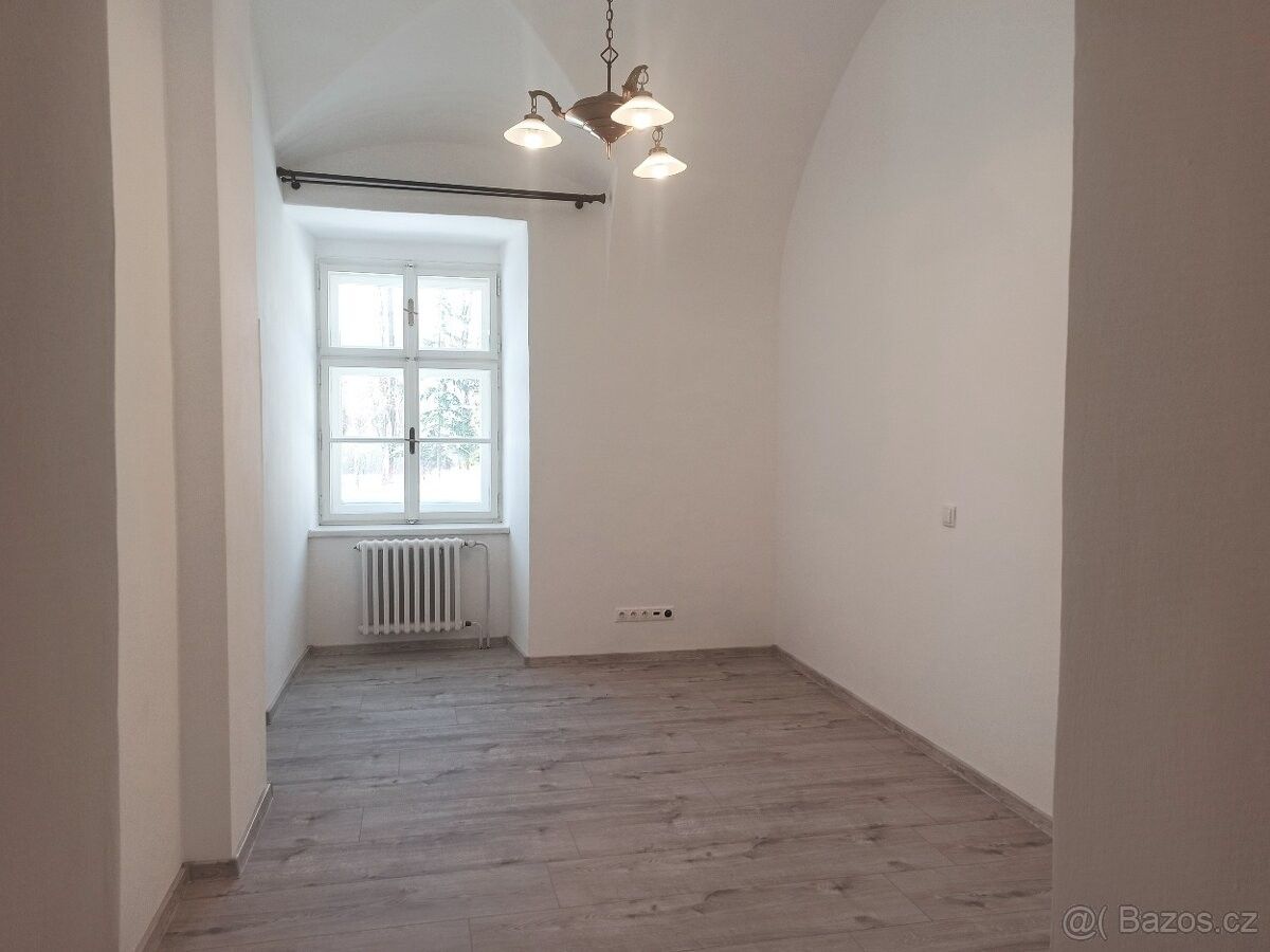 Pronájem kancelář - Hnojník, 739 53, 17 m²