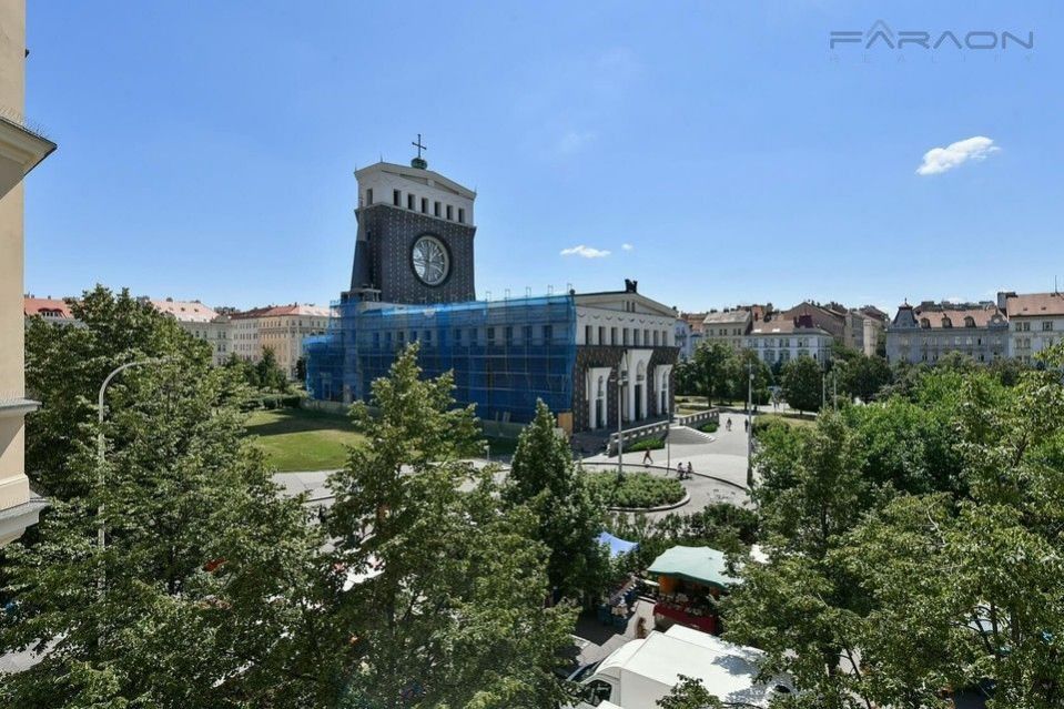 Pronájem byt 3+kk - náměstí Jiřího z Poděbrad, Praha, 93 m²