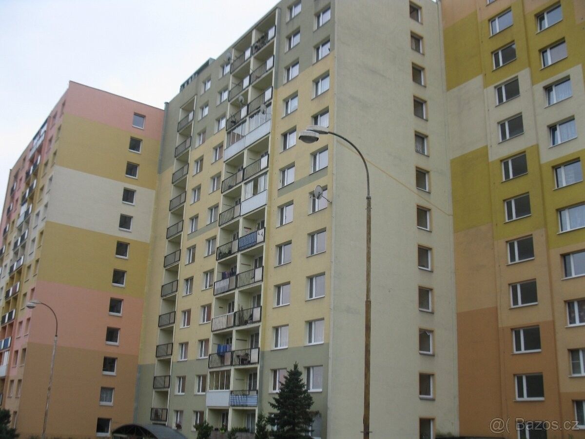 2+1, Chomutov, 430 04