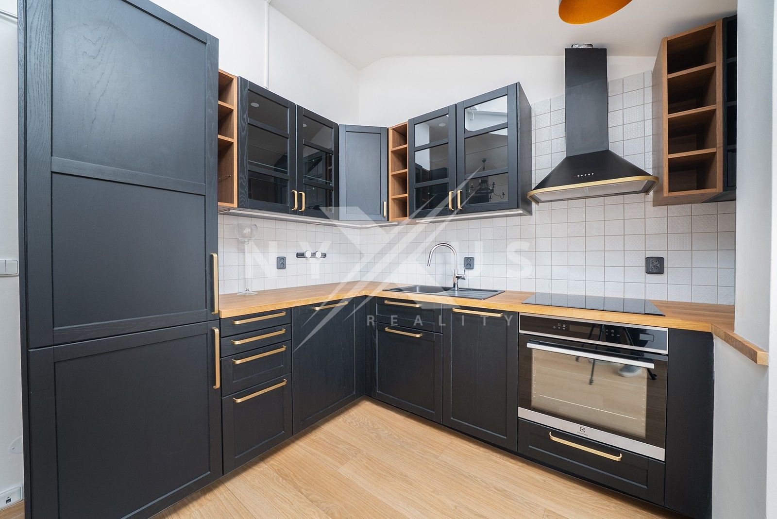 3+kk, Na okraji, Praha, 67 m²