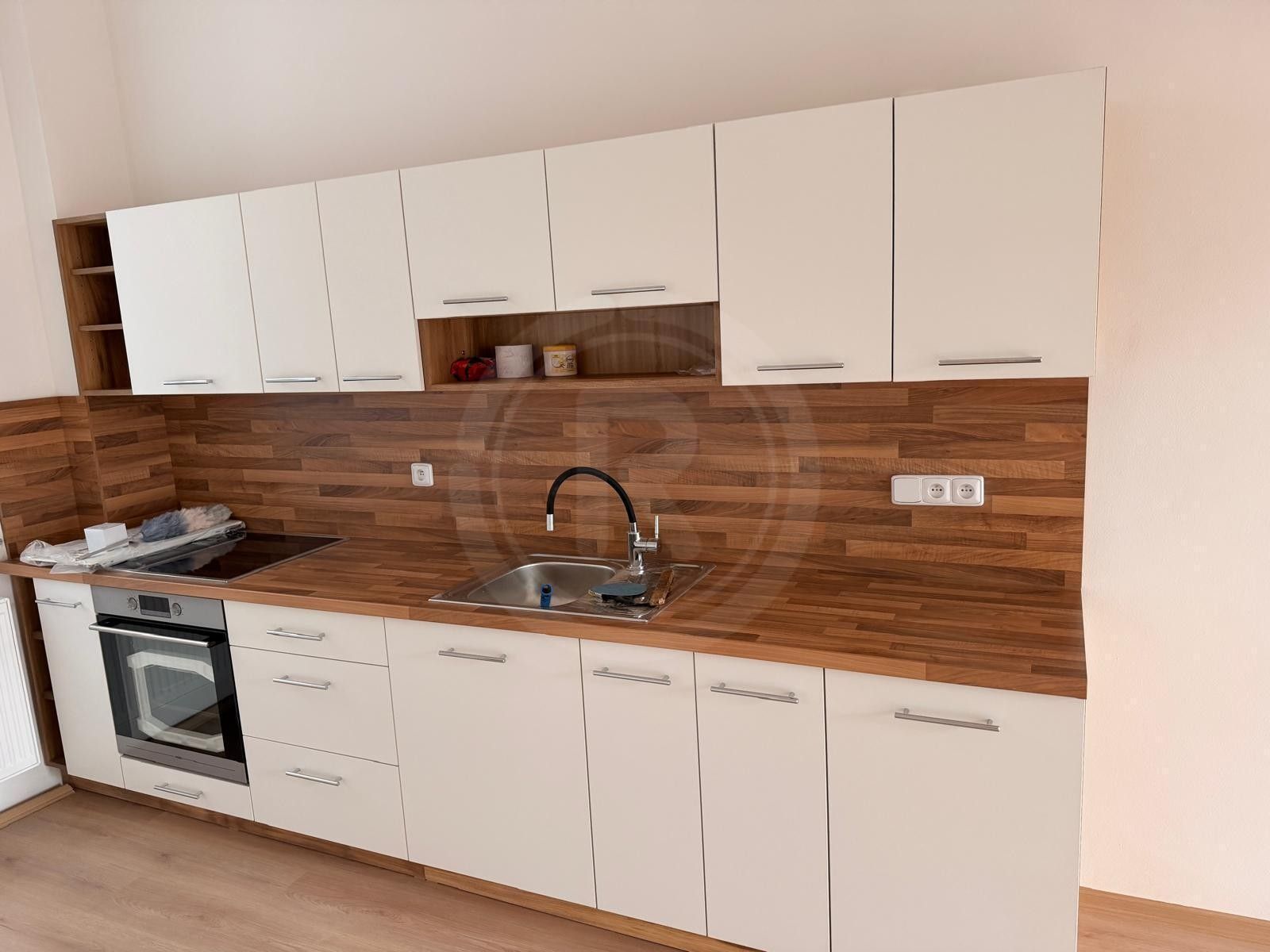 3+1, Karla IV., České Budějovice, 90 m²