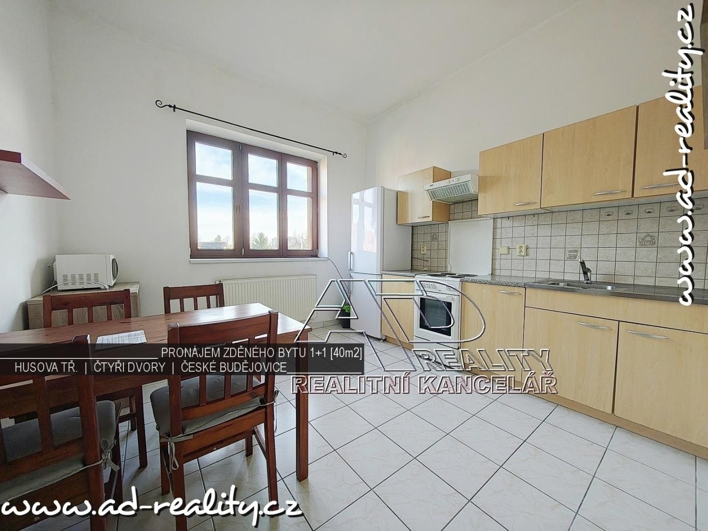 1+1, Husova tř., České Budějovice, 40 m²