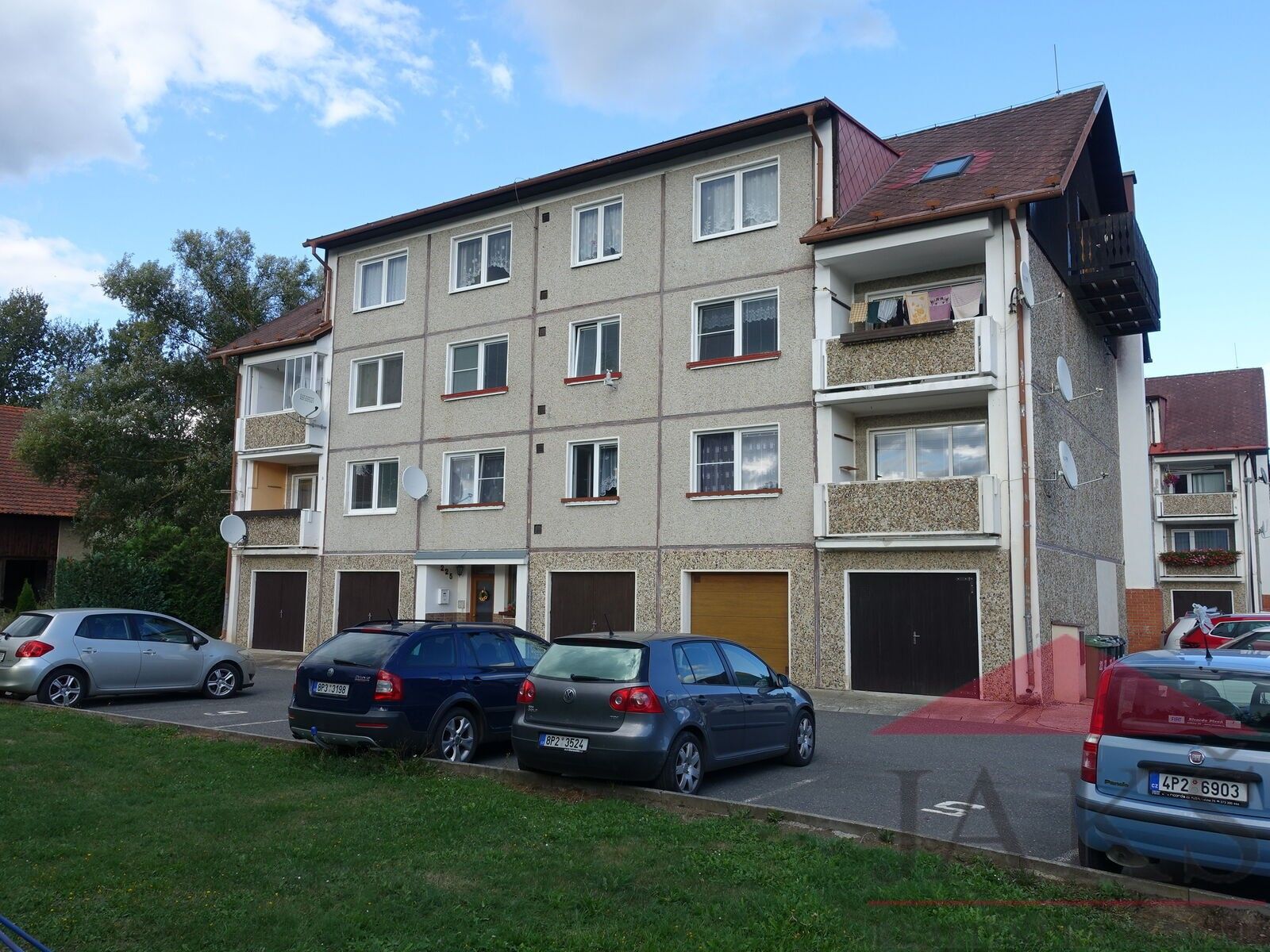 Pronájem byt 3+1 - Hrádek, 76 m²