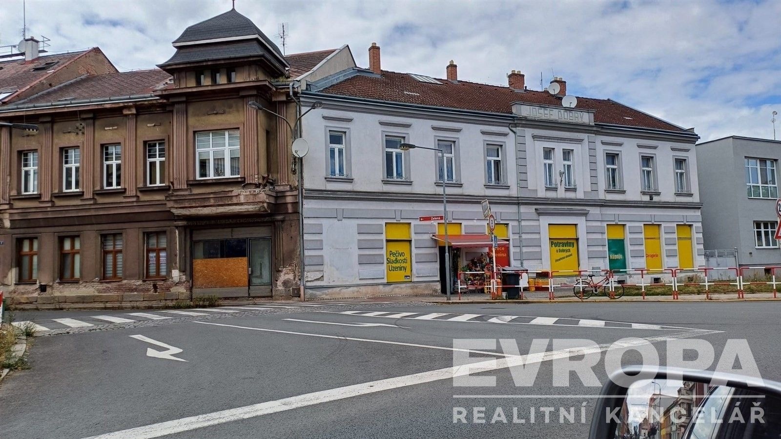 Prodej byt 2+kk - Zelená, Hradec Králové, 70 m²