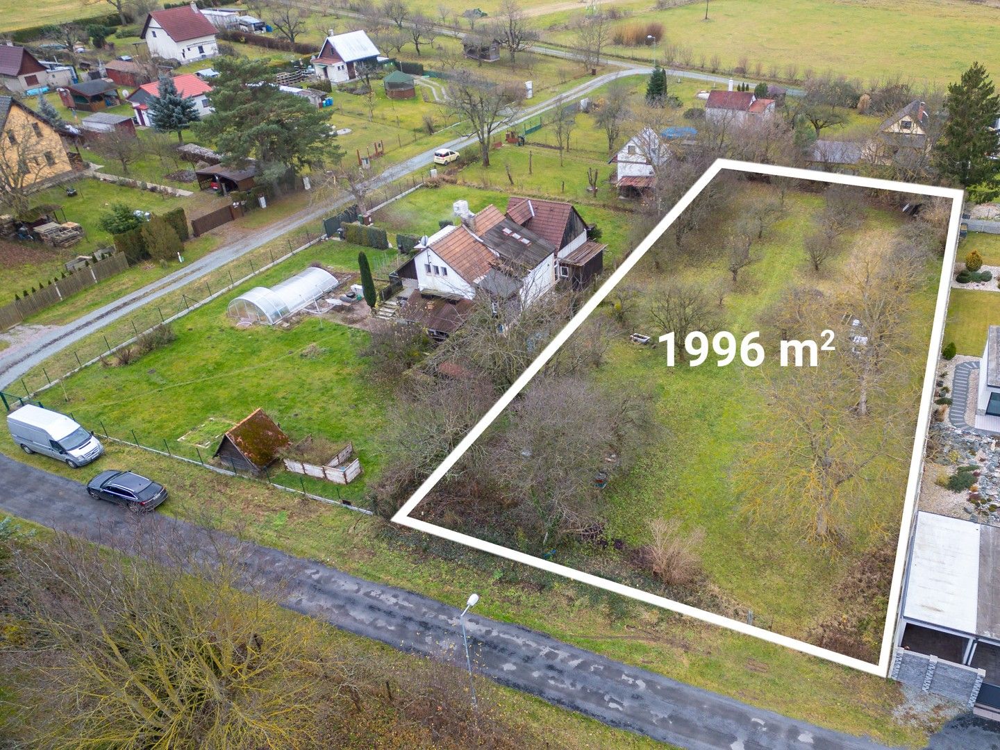 Prodej pozemek pro bydlení - Na Hlásku, Choltice, 1 996 m²