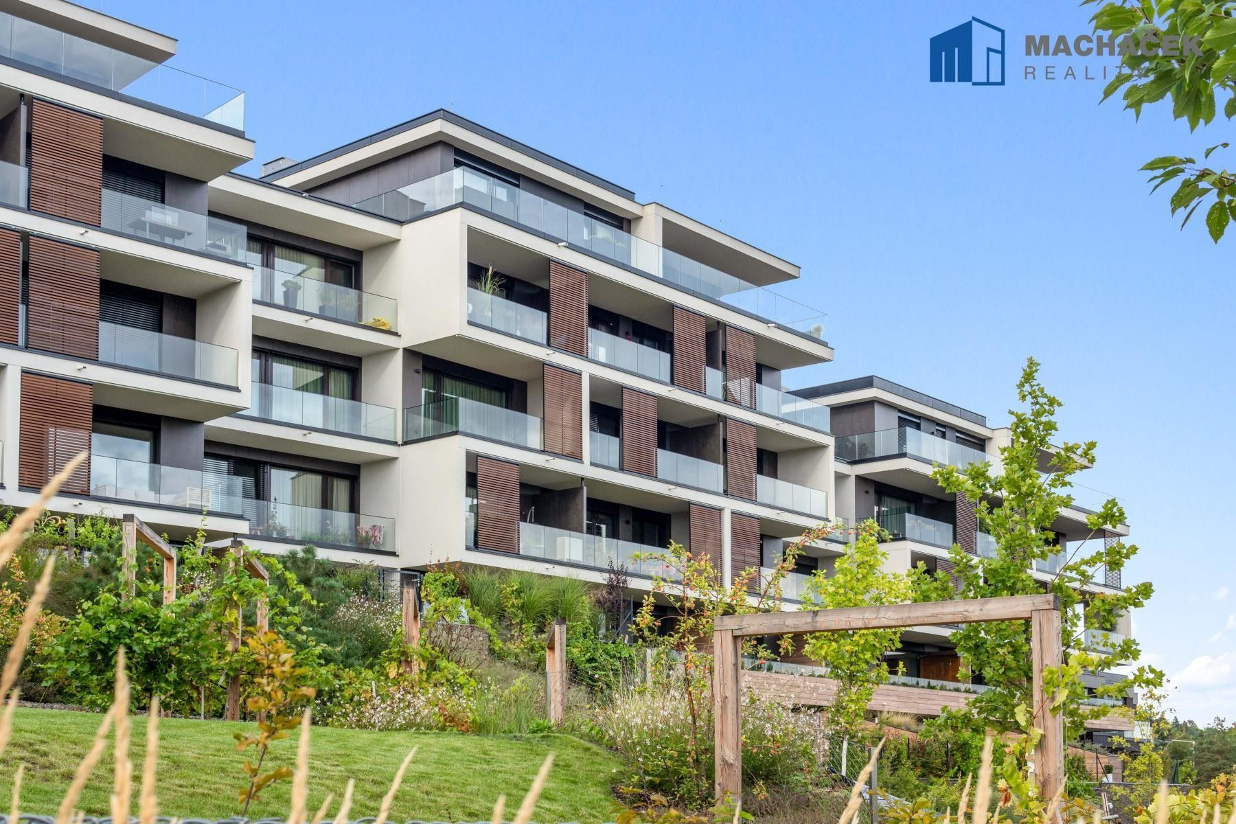 2+kk, Podbělohorská, Praha, 60 m²