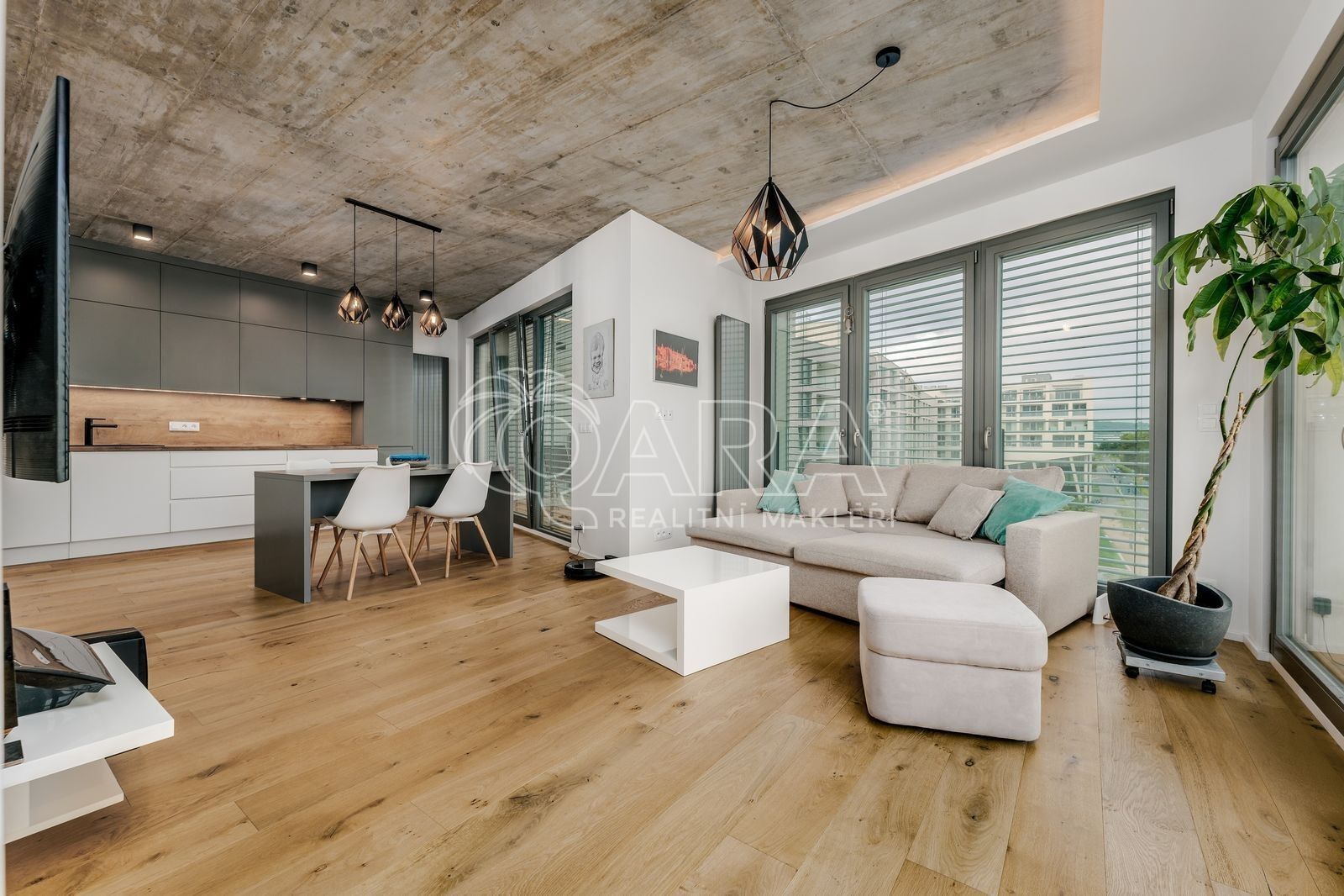 2+kk, Breitfeldova, Praha, 72 m²