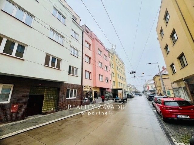 2+1, Sladkovského, Pardubice, 81 m²