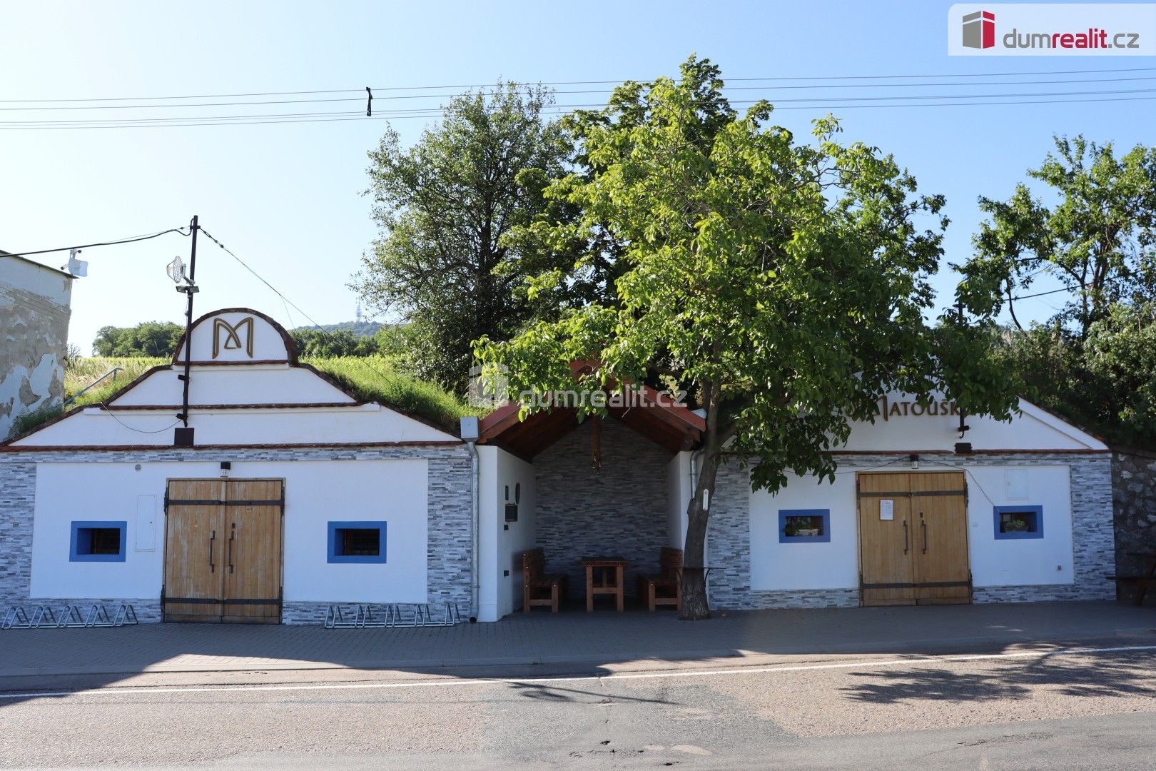 Garáže, U Venuše, Horní Věstonice, 165 m²