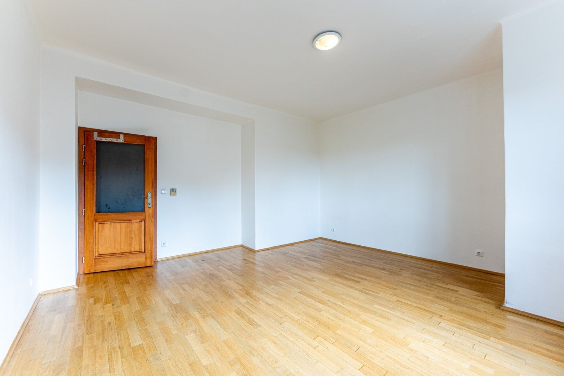 Pronájem byt 1+kk - Krejčího, Praha, 34 m²