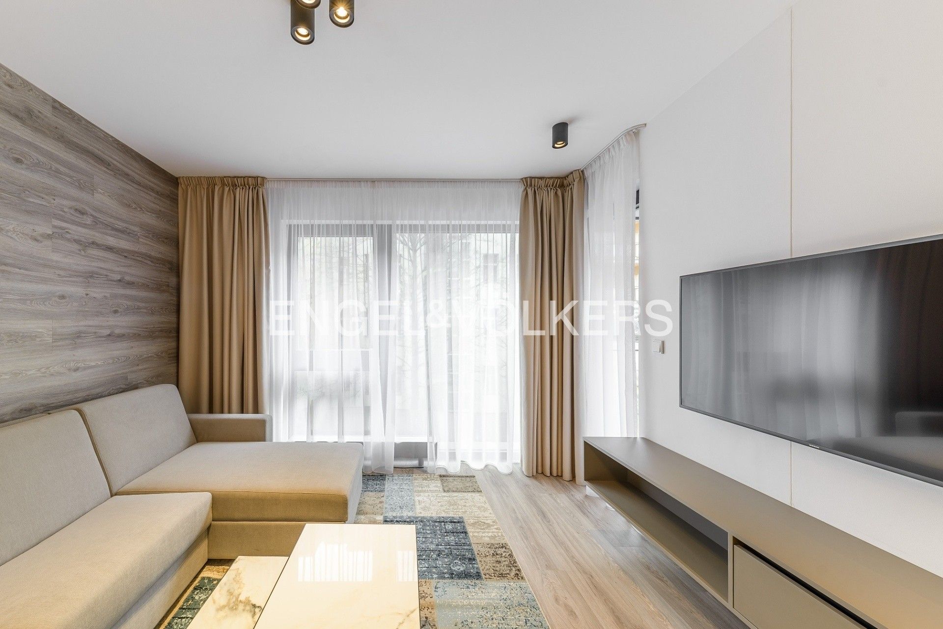 2+kk, Staropramenná, Praha, 48 m²