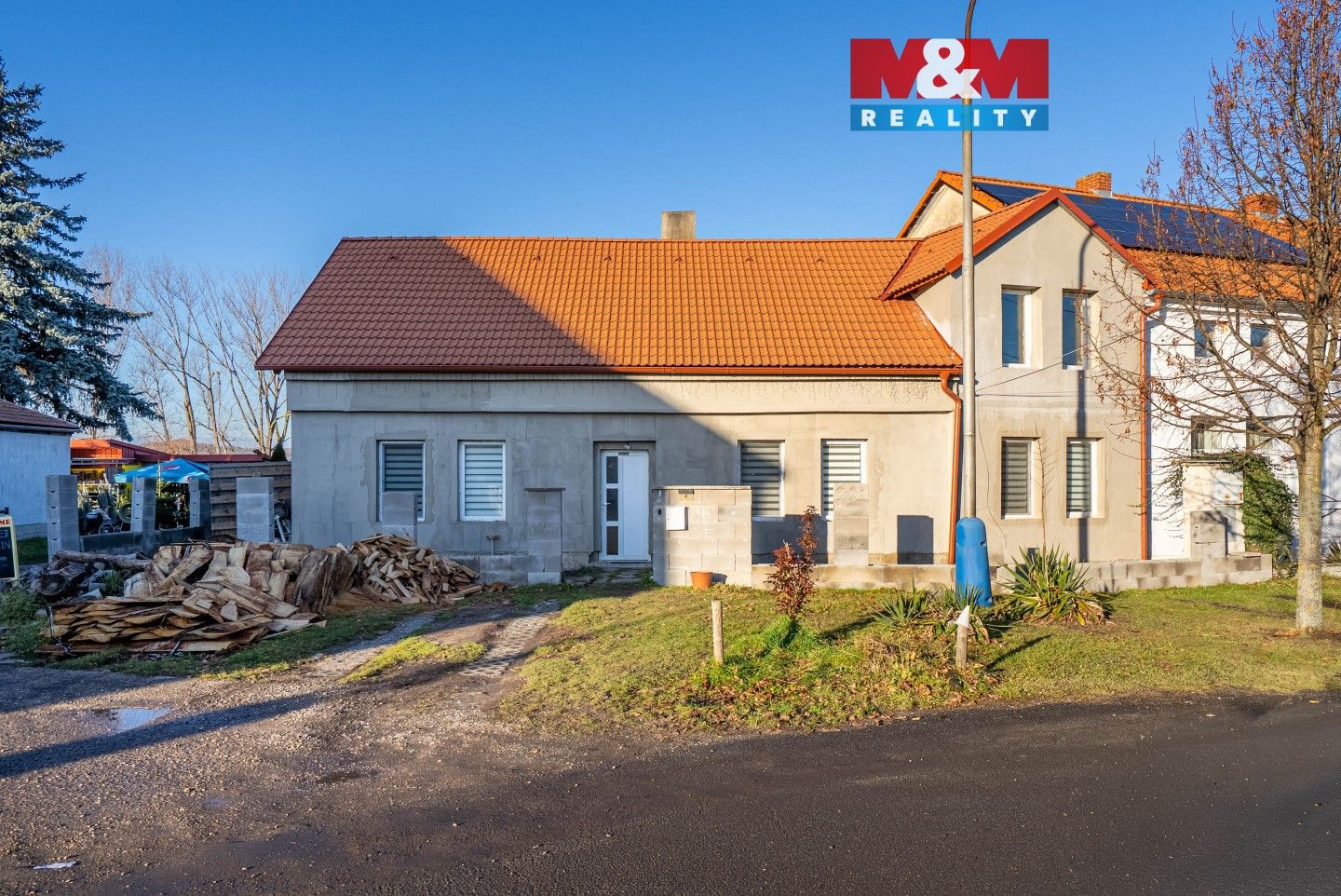 Rodinné domy, Družstevní, Sány, 120 m²