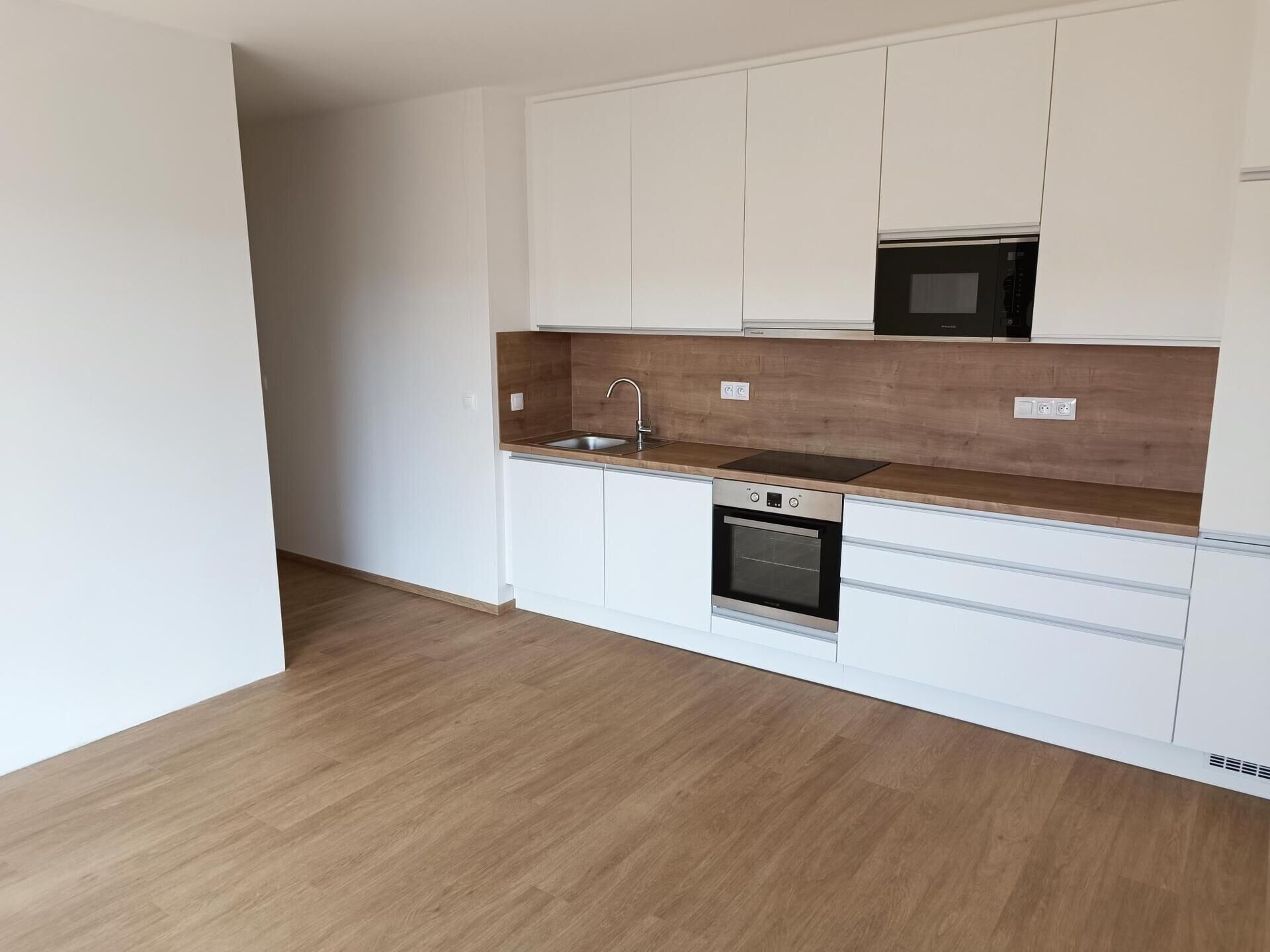 2+kk, U dělnického cvičiště, Praha, 51 m²