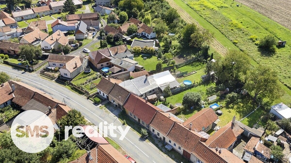 Rodinné domy, Koryčany, 768 05