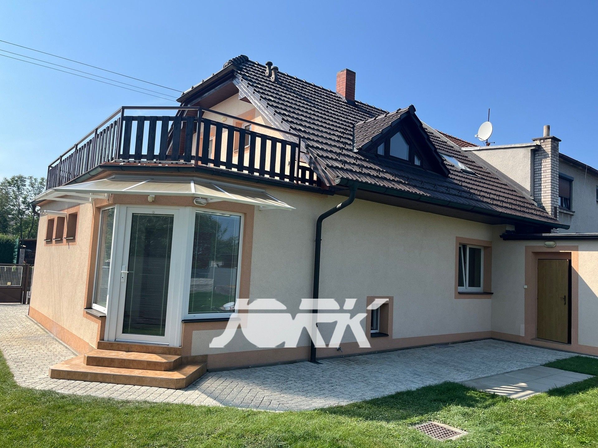 Prodej rodinný dům - Jedousovská, Choltice, 160 m²