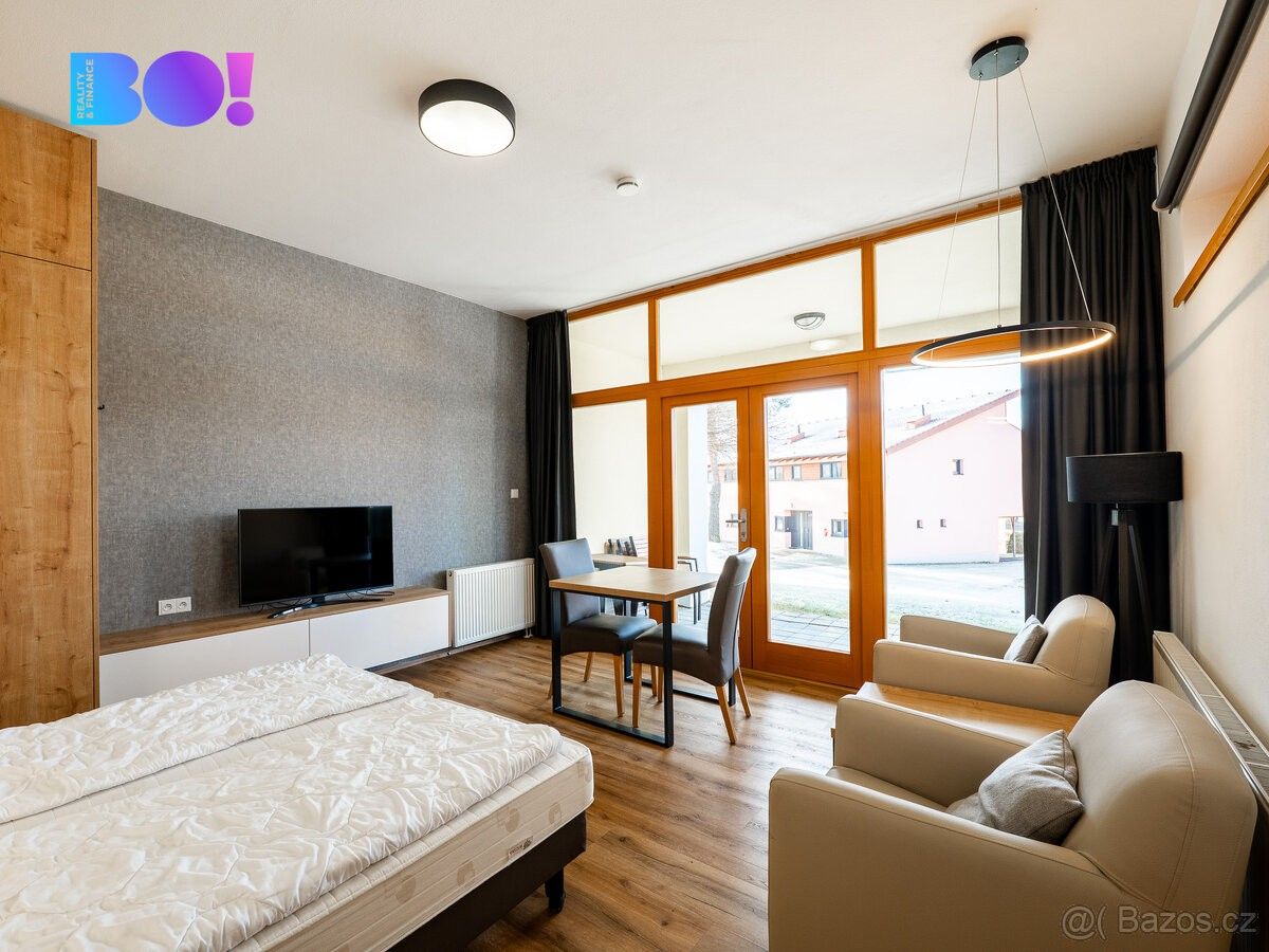 Byty, Lipno nad Vltavou, 382 78