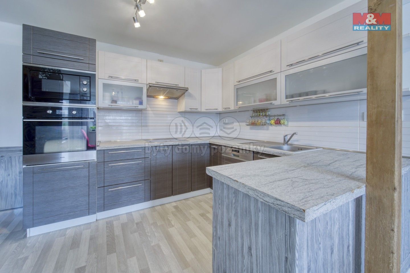 Prodej rodinný dům - Újezd u Svatého Kříže, 350 m²