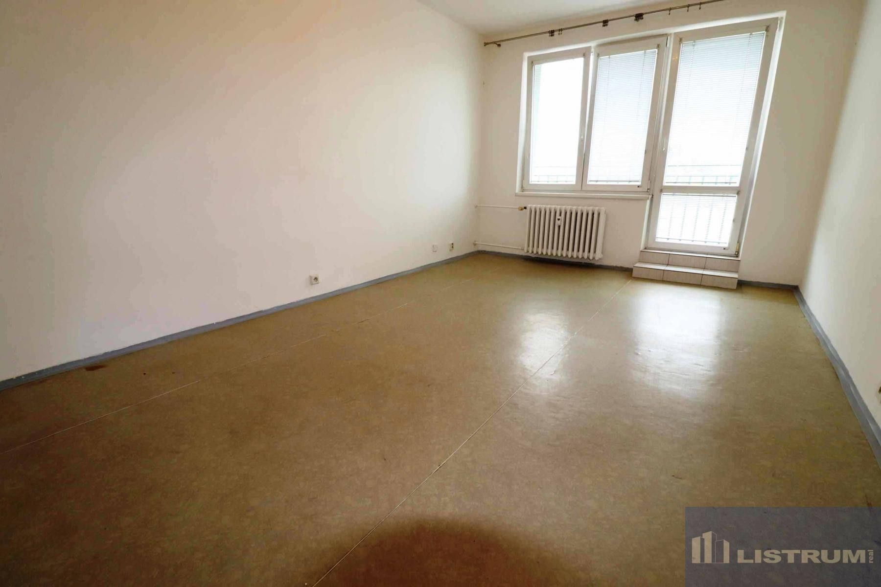 Pronájem byt 1+kk - Český Těšín, 28 m²