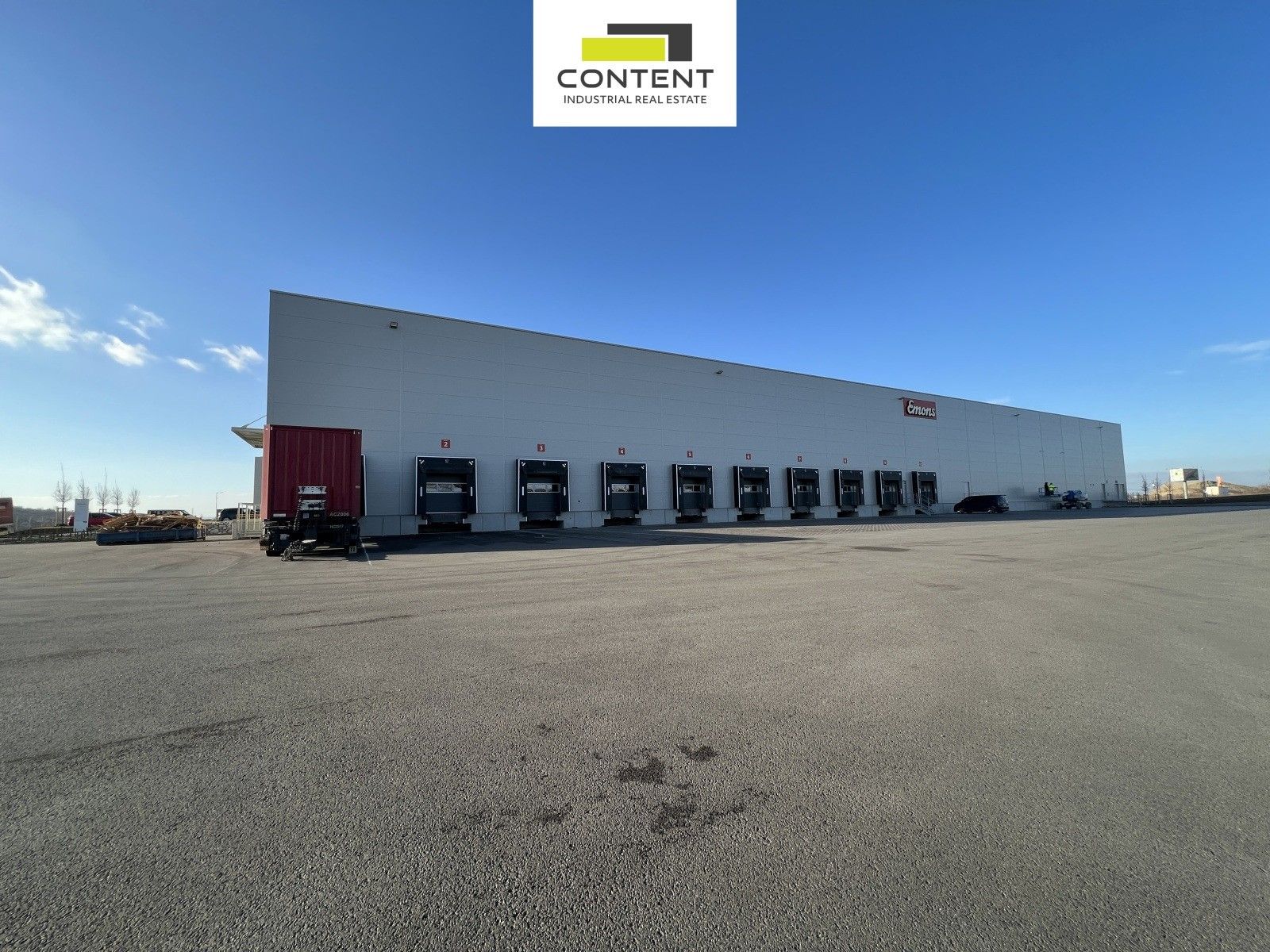 Sklady, Blučina, 10 000 m²