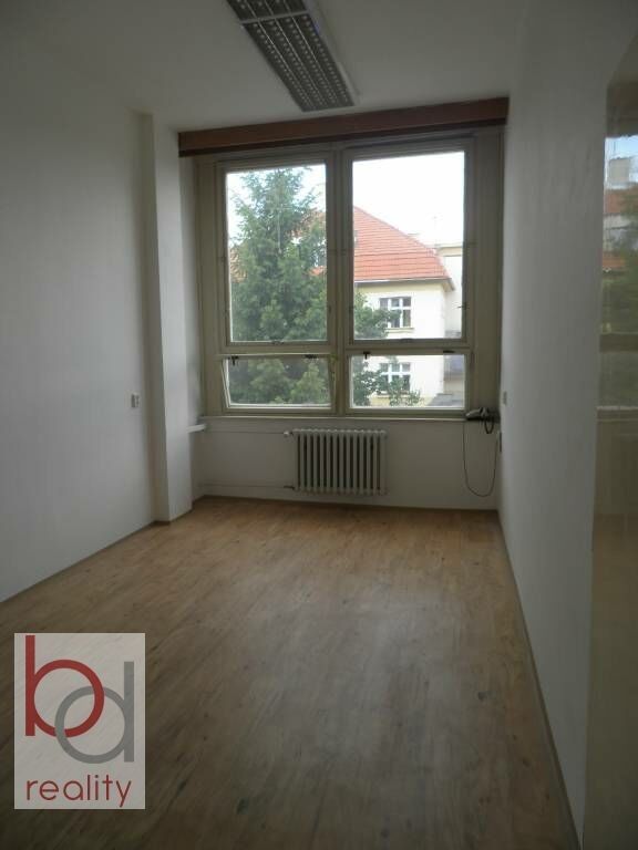 Pronájem kancelář - České Budějovice 7, České Budějovice, 17 m²