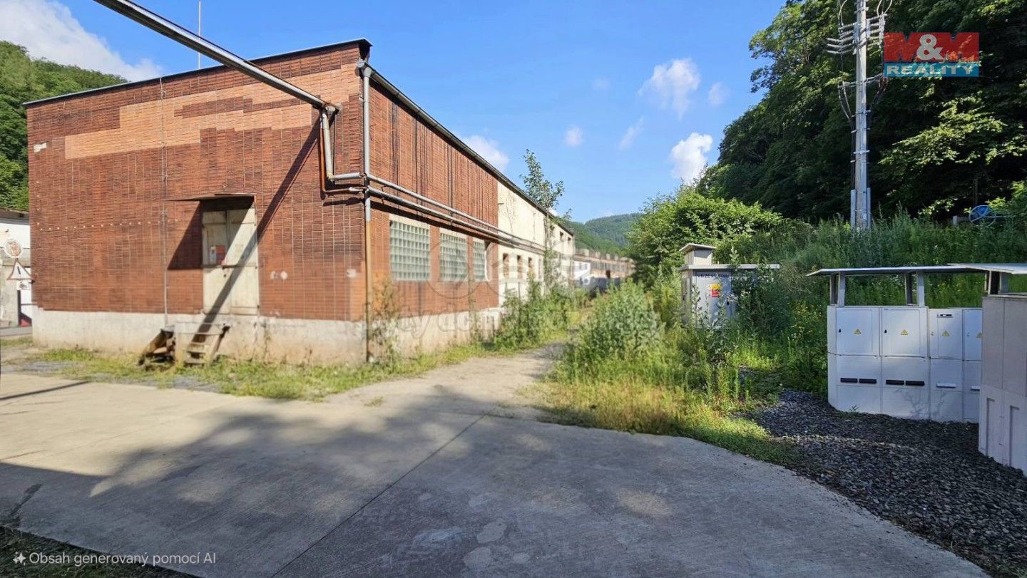 Sklady, Dukelských hrdinů, Hlubočky, 200 m²