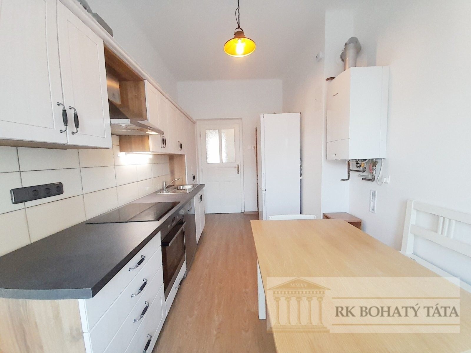 Pronájem byt 3+1 - Koubkova, Praha, 80 m²