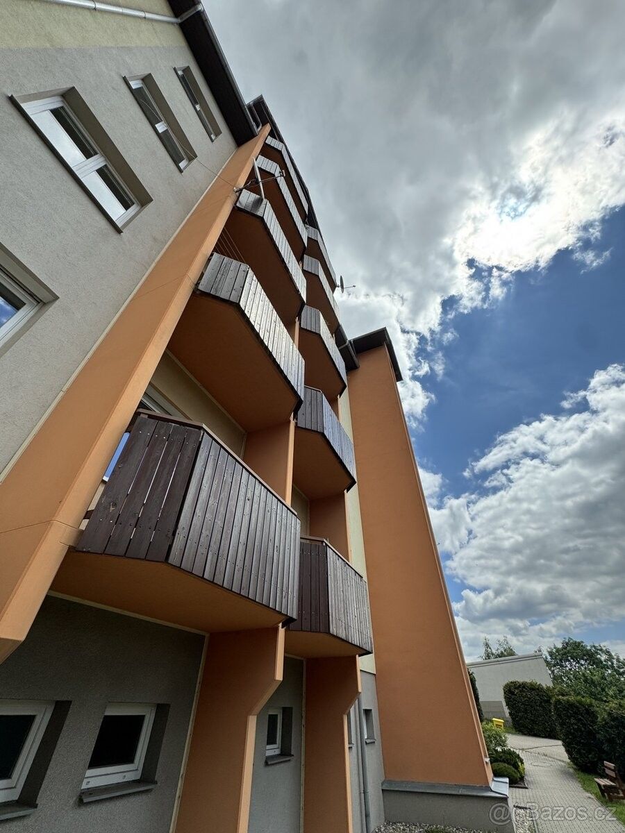 Pronájem byt 4+kk - Velké Meziříčí, 594 01, 94 m²