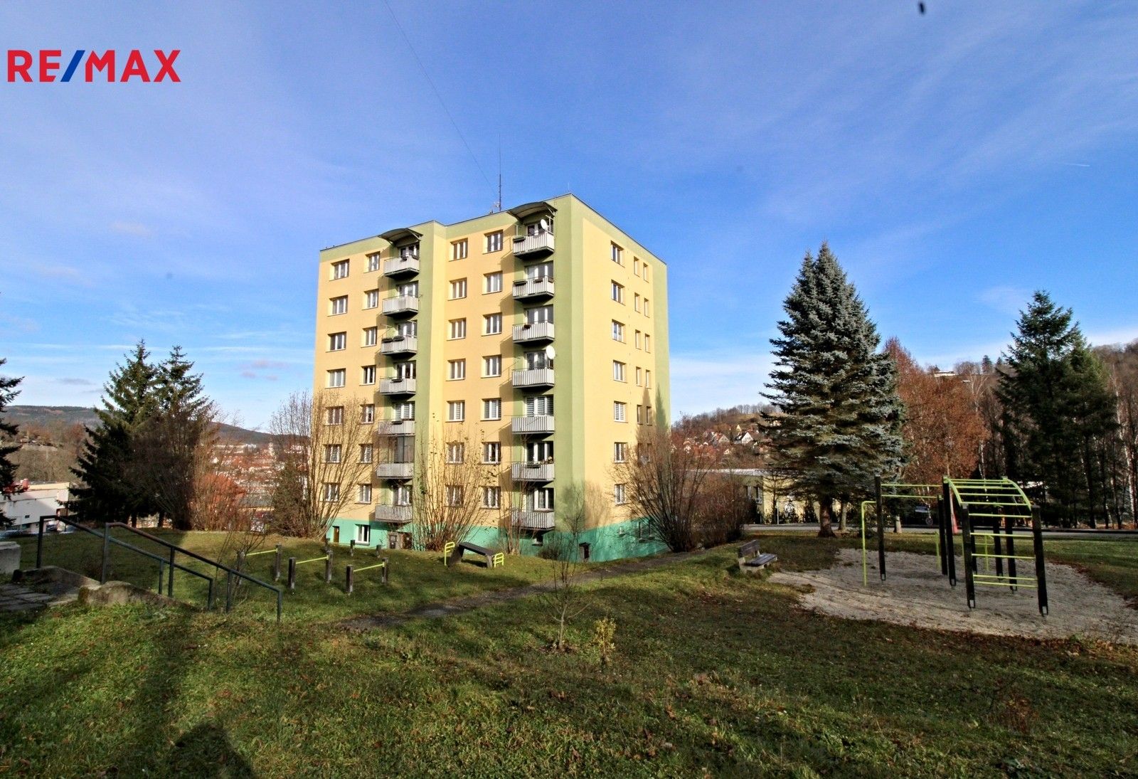 3+1, Sídliště Plešivec, Český Krumlov, 69 m²