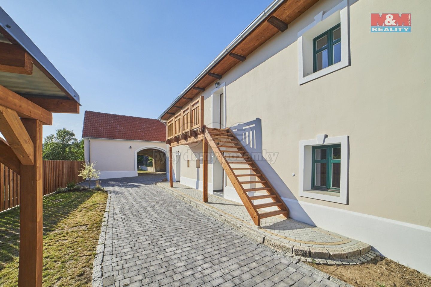 Prodej rodinný dům - Hředle, 290 m²