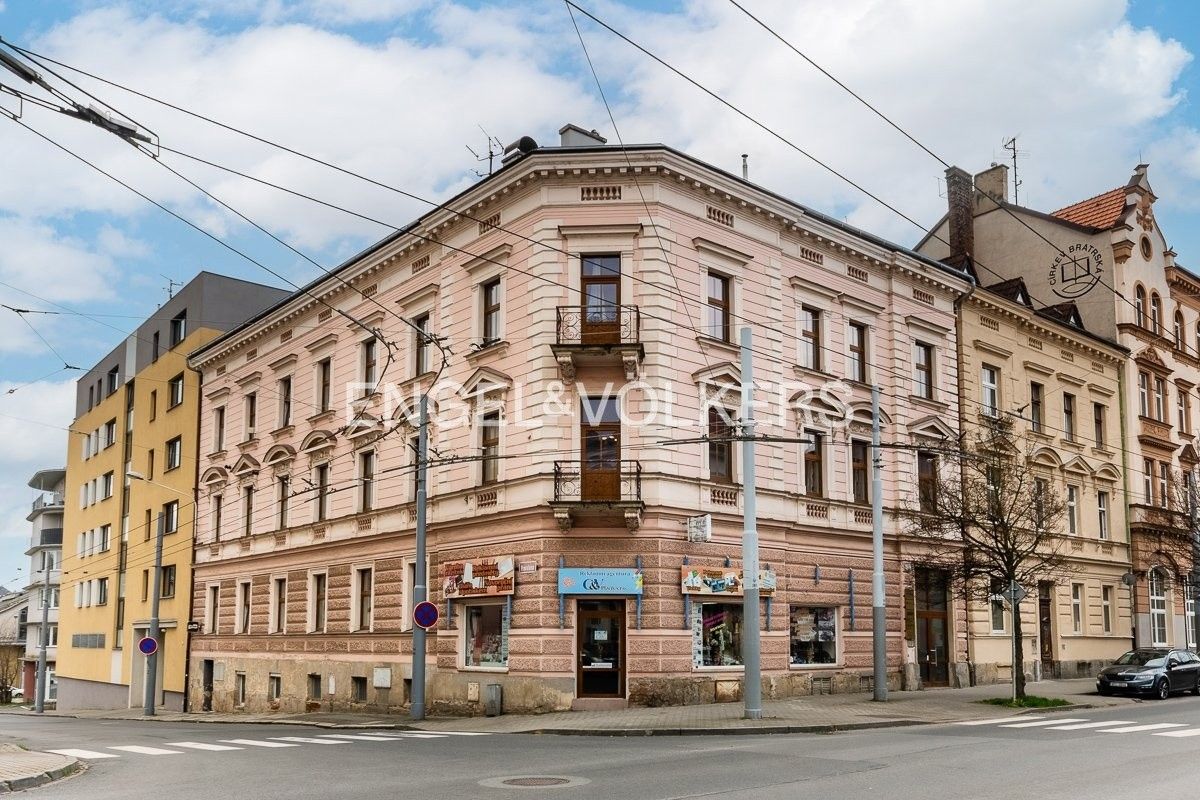 Restaurace, Doudlevecká, Plzeň, 198 m²