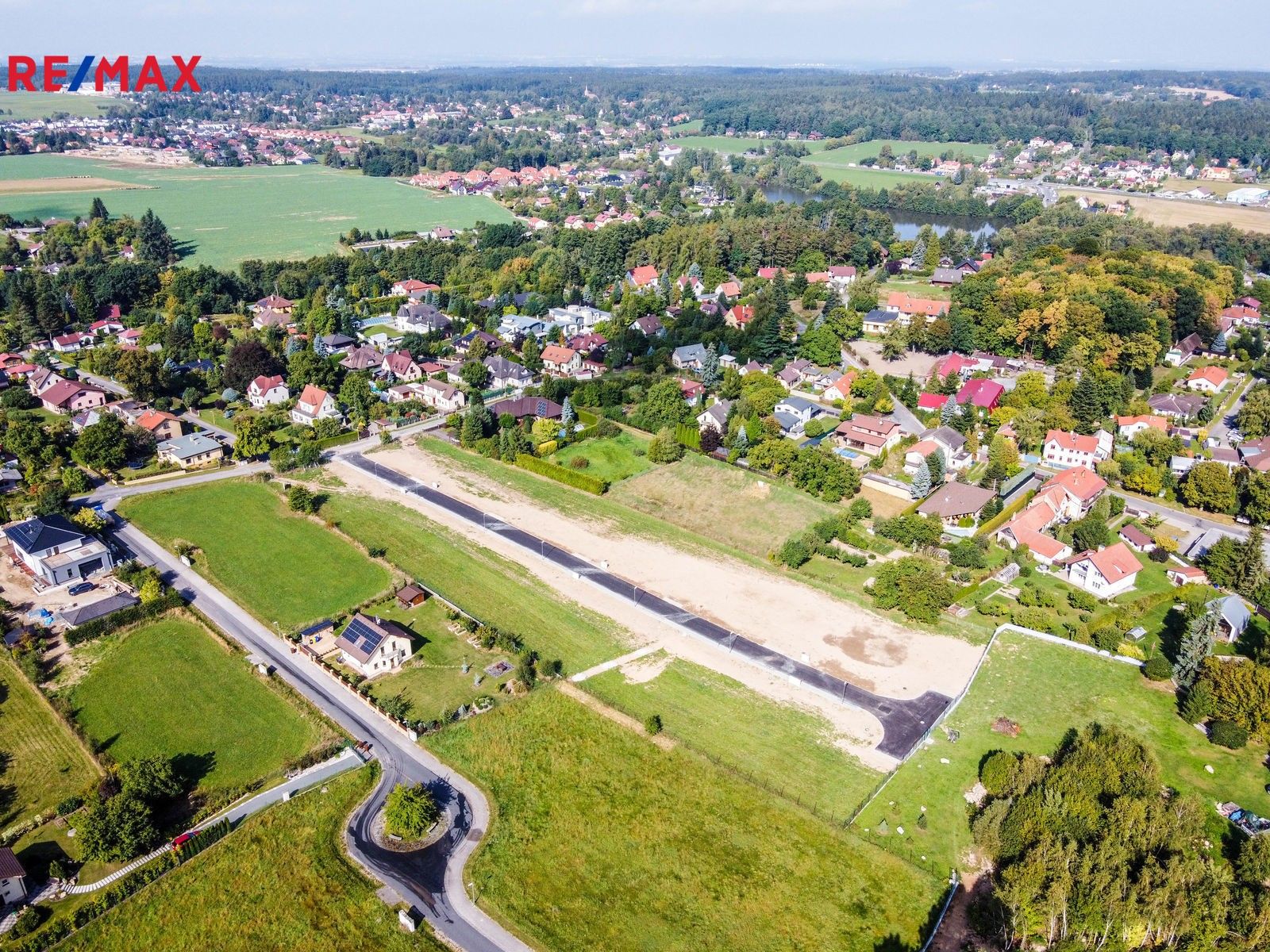 Prodej pozemek pro bydlení - Louňovice, 800 m²